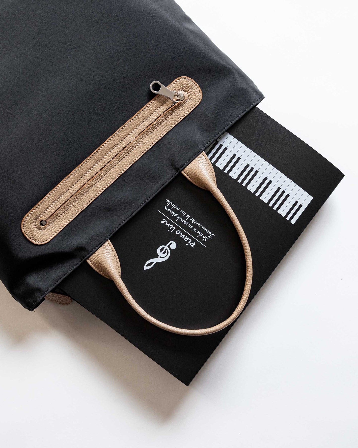 レッスンバッグ